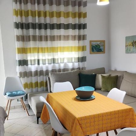 Potami Apartment - 50 Mt From The Beach Himare Exterior foto